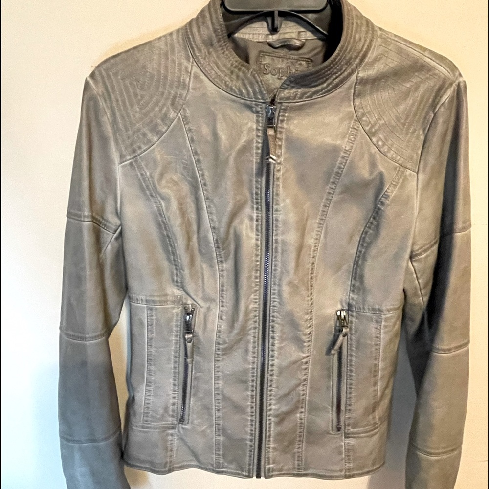 gray leather jacket